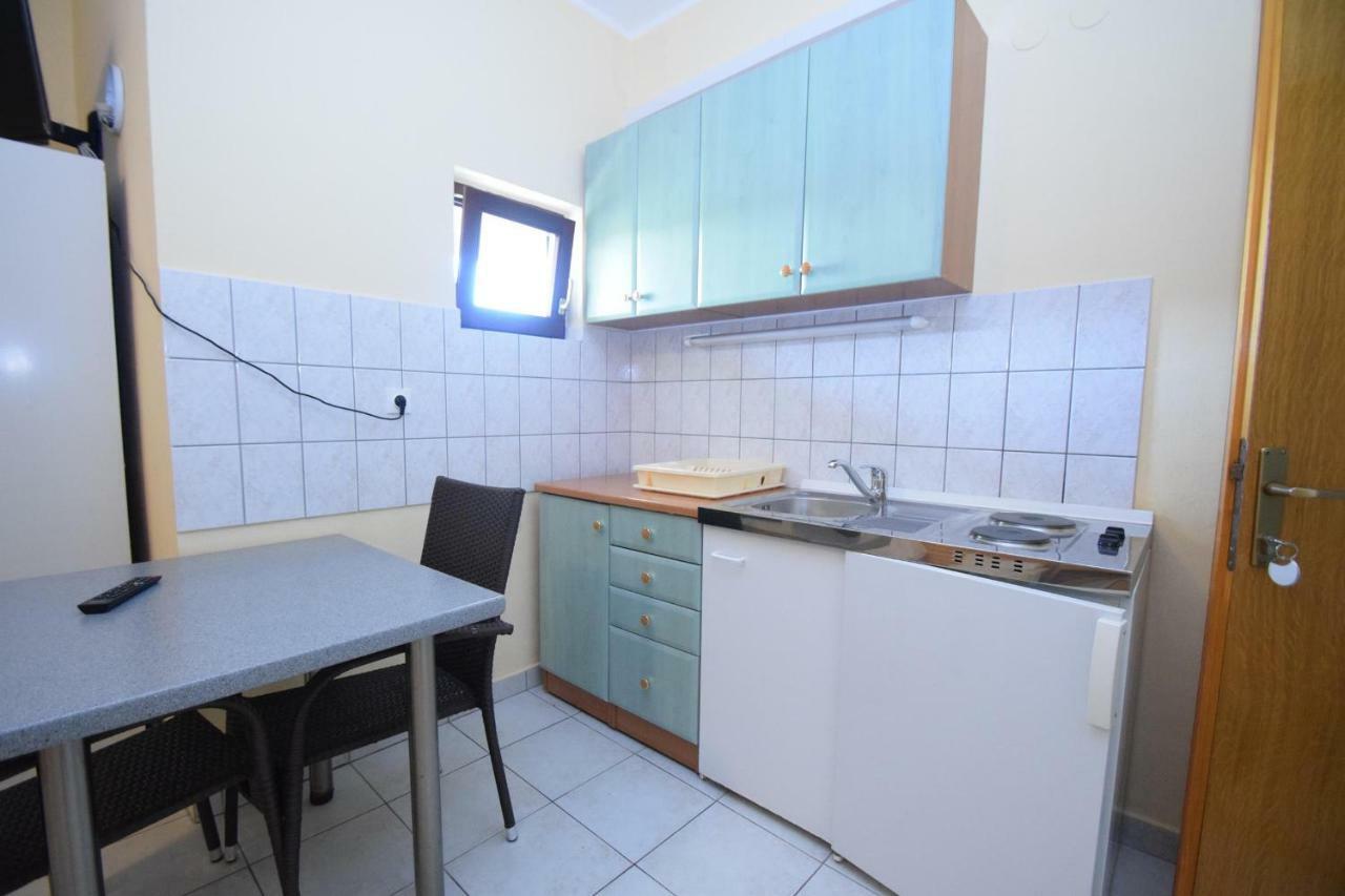 Apartments Nina Stari Grad Kültér fotó