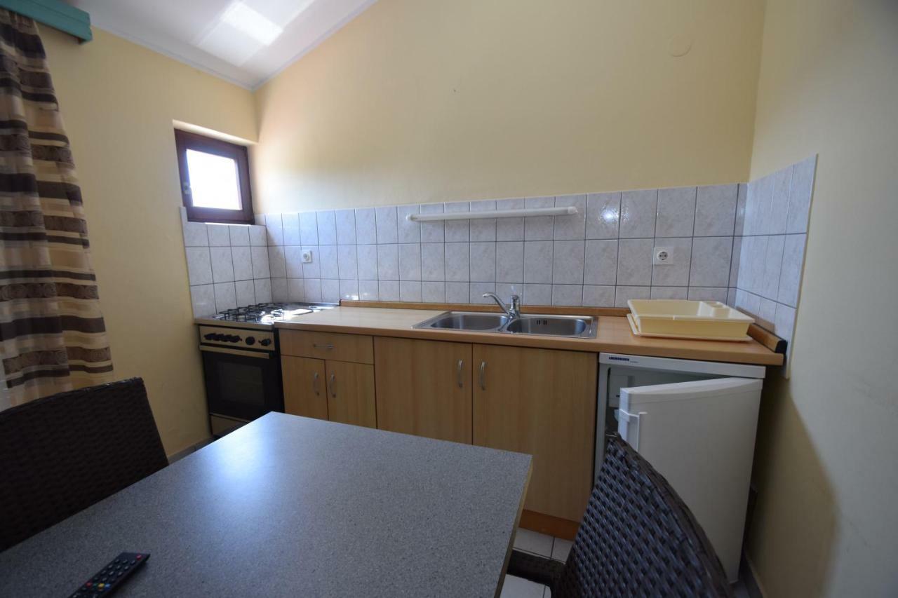 Apartments Nina Stari Grad Kültér fotó