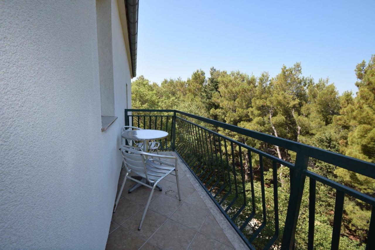 Apartments Nina Stari Grad Kültér fotó