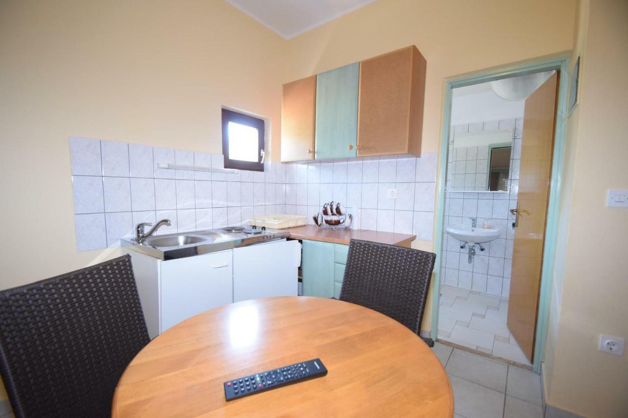 Apartments Nina Stari Grad Kültér fotó