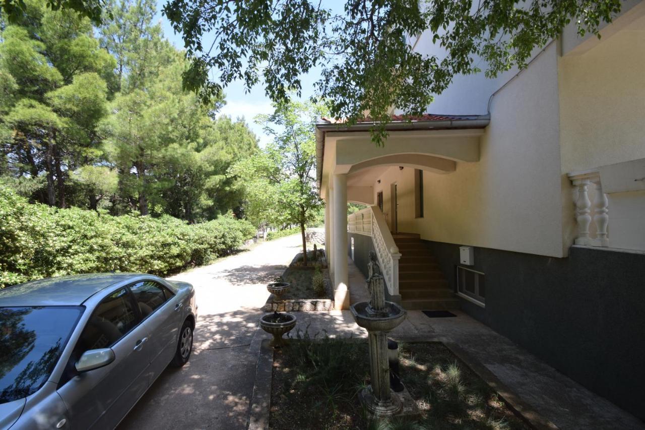Apartments Nina Stari Grad Kültér fotó